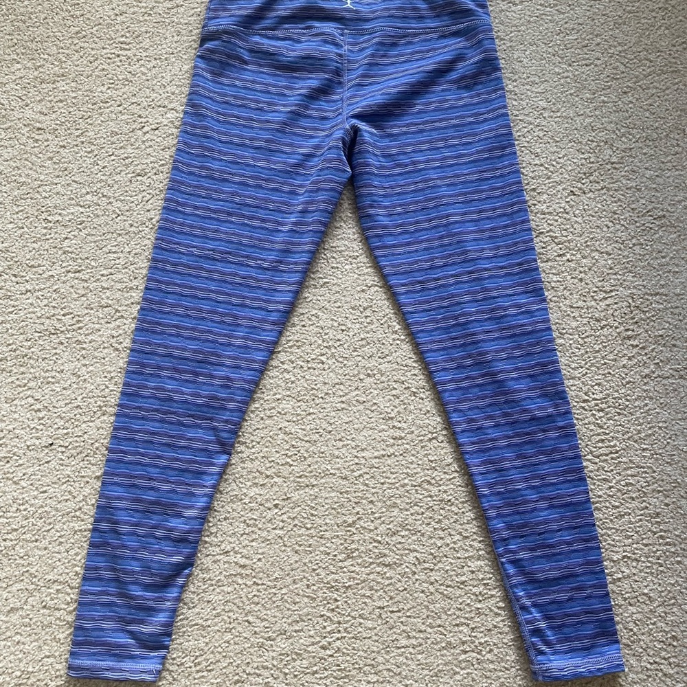 Womens Danskin exercise tights purple medium